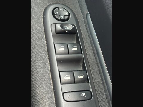 Peugeot 5008 1.6 BlueHDi Active Euro 6 (s/s) 5dr 16