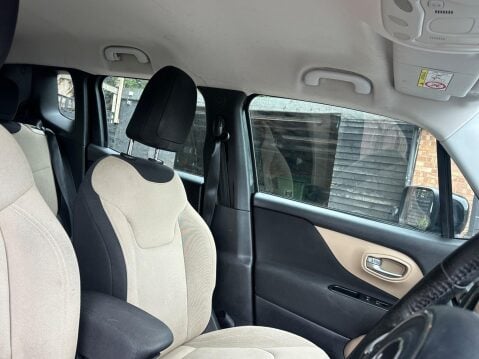 Jeep Renegade 1.6 E-TorQ Longitude Euro 6 (s/s) 5dr 10