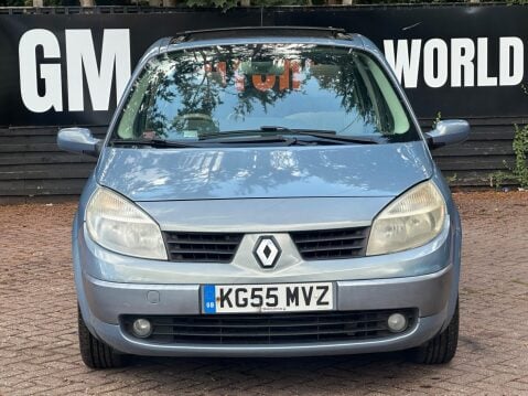 Renault Grand Scenic 1.9 dCi FAP Privilege 5dr 9