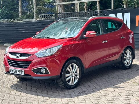 Hyundai ix35 2.0 CRDi Premium 4WD Euro 5 5dr 8