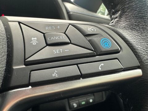 Nissan LEAF 40kWh Tekna Auto 5dr 14