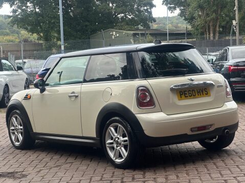 Mini Hatch 1.6 Cooper Euro 5 3dr 6