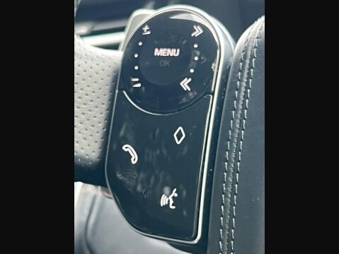 Land Rover Range Rover Velar 2.0 D240 R-Dynamic HSE Auto 4WD Euro 6 (s/s) 5dr 66