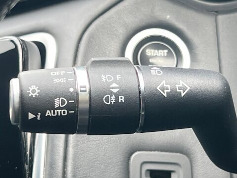 Land Rover Range Rover Velar 2.0 D240 R-Dynamic HSE Auto 4WD Euro 6 (s/s) 5dr 70