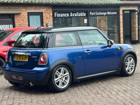 Mini Hatch 1.6 Cooper Euro 5 (s/s) 3dr 4