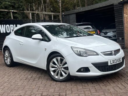 Vauxhall Astra GTC 2.0 CDTi SRi Auto Euro 5 3dr