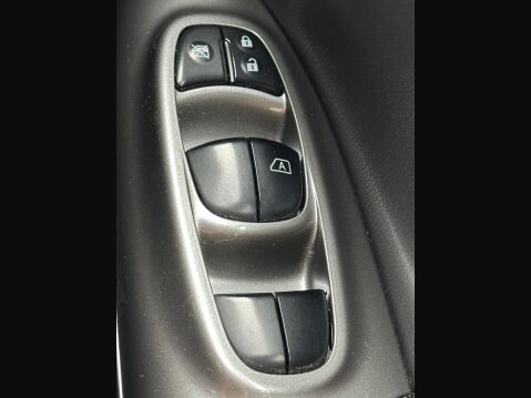 Nissan Juke 1.5 dCi 8v Tekna Euro 5 (s/s) 5dr 19