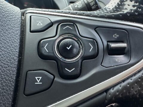 Vauxhall Insignia 2.0 CDTi ecoFLEX SRi VX Line Nav Euro 6 (s/s) 5dr 17