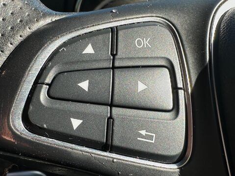 Mercedes-Benz CLA Class 2.1 CLA220d Sport Coupe 7G-DCT Euro 6 (s/s) 4dr 17