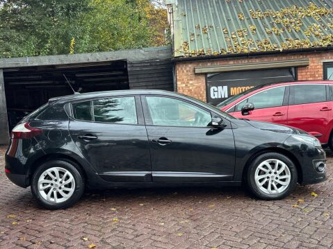 Renault Megane 1.6 dCi ENERGY Dynamique TomTom Euro 5 (s/s) 5dr 3
