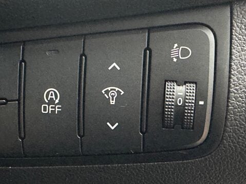 Kia Ceed 1.6 CRDi EcoDynamics 1 Euro 5 (s/s) 5dr 14