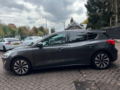 Ford Focus 1.0T EcoBoost Zetec Euro 6 (s/s) 5dr 7