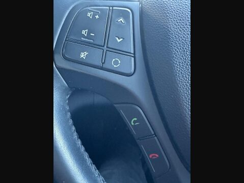 Hyundai i10 1.2 Premium Euro 6 5dr 10