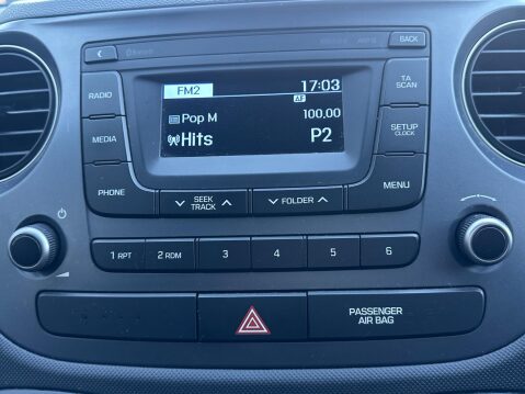 Hyundai i10 1.2 Premium Euro 6 5dr 8