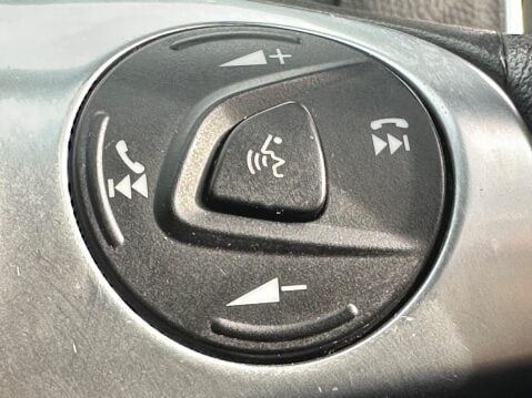 Ford Focus 1.0T EcoBoost Zetec Euro 5 (s/s) 5dr 14