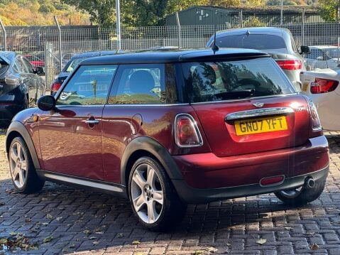 Mini Hatch 1.6 Cooper Euro 4 3dr 6
