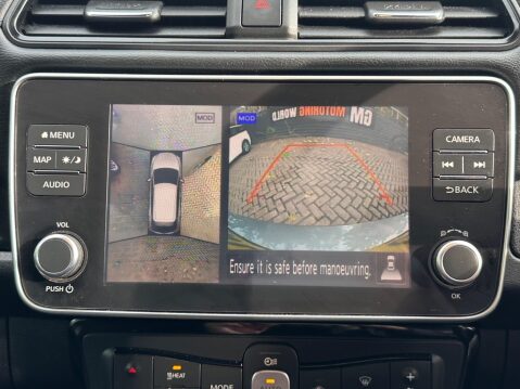 Nissan LEAF 40kWh N-Connecta Auto 5dr 11