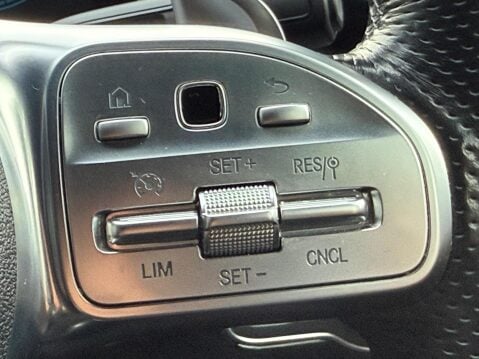 Mercedes-Benz A Class 2.0 A35 AMG (Executive) SpdS DCT 4MATIC Euro 6 (s/s) 5dr 59