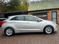 Hyundai i30 1.6 CRDi Blue Drive Active Euro 5 (s/s) 5dr 3