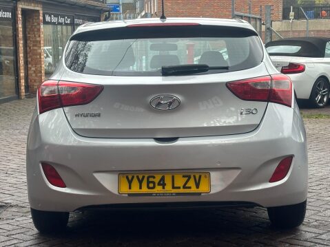 Hyundai i30 1.6 CRDi Blue Drive Active Euro 5 (s/s) 5dr 5