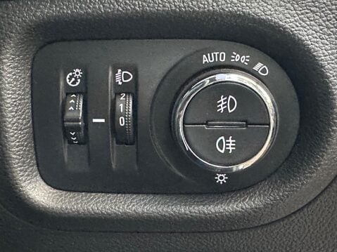 Vauxhall Astra 1.4i Turbo Elite Nav Sports Tourer Euro 6 5dr 15