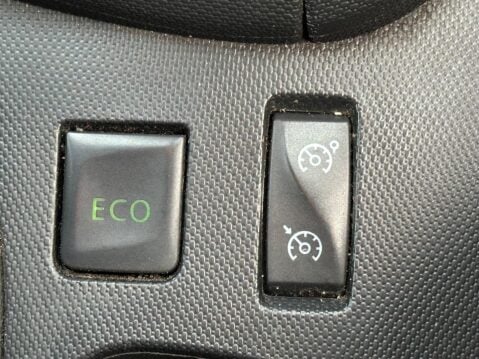 Renault Clio 1.5 dCi Dynamique MediaNav Euro 5 (s/s) 5dr 7