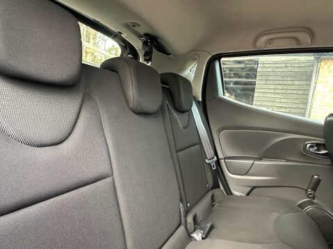 Renault Clio 1.5 dCi Dynamique MediaNav Euro 5 (s/s) 5dr 6