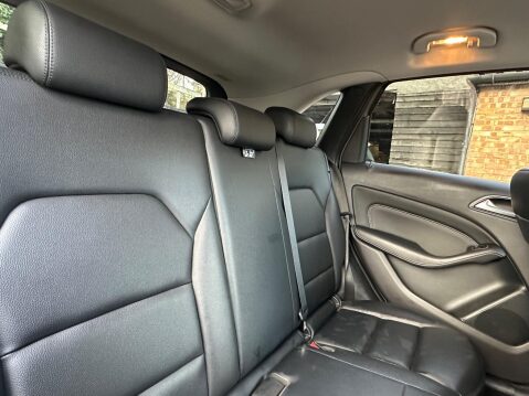 Mercedes-Benz B Class 1.5 B180 CDI Sport Euro 5 (s/s) 5dr 9