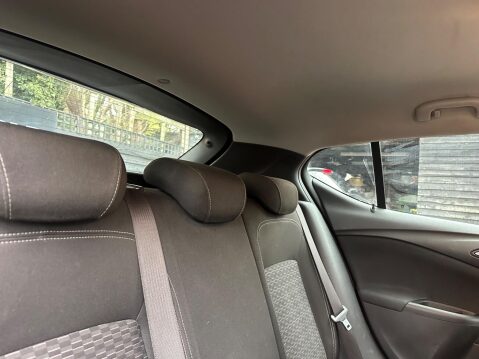 Vauxhall Astra 1.4i Turbo SRi Nav Euro 6 5dr 10