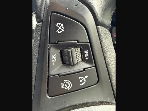 Vauxhall Astra 1.5 Turbo D Business Edition Nav Euro 6 (s/s) 5dr 21