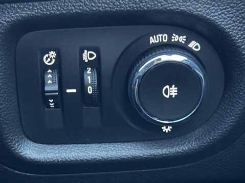 Vauxhall Astra 1.5 Turbo D Business Edition Nav Euro 6 (s/s) 5dr 19