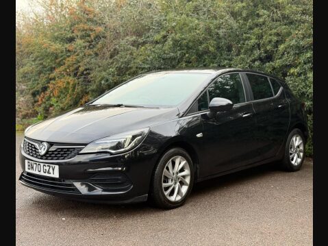Vauxhall Astra 1.5 Turbo D Business Edition Nav Euro 6 (s/s) 5dr 4
