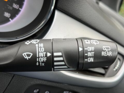 Vauxhall Astra 1.5 Turbo D Business Edition Nav Euro 6 (s/s) 5dr 23