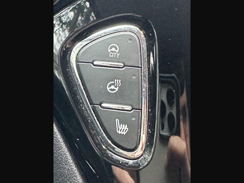 Vauxhall Corsa 1.4i ecoTEC Griffin Euro 6 3dr 9