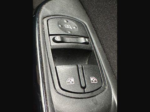 Vauxhall Corsa 1.4i ecoTEC Griffin Euro 6 3dr 16