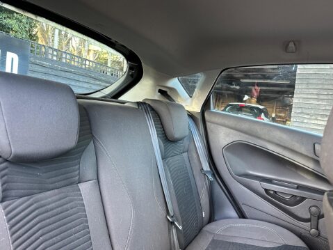 Ford Fiesta 1.0T EcoBoost Zetec Euro 6 (s/s) 5dr 10