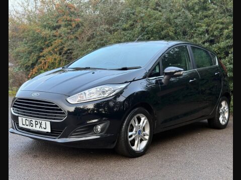 Ford Fiesta 1.0T EcoBoost Zetec Euro 6 (s/s) 5dr 3