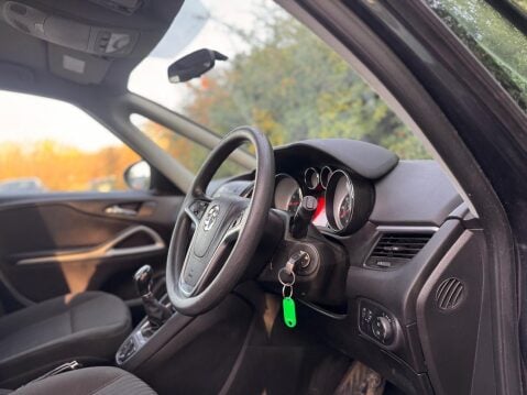 Vauxhall Zafira 1.8 16V Exclusiv Euro 5 5dr 7