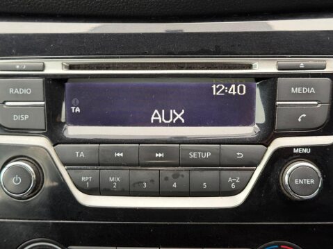 Nissan Qashqai 1.5 dCi Visia 2WD Euro 5 (s/s) 5dr 10