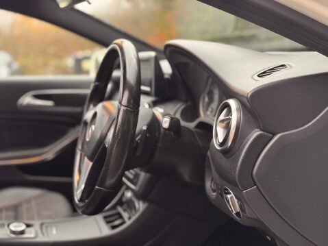 Mercedes-Benz A Class 1.5 A180 CDI Sport 7G-DCT Euro 5 (s/s) 5dr 11