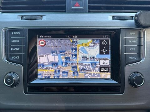 Volkswagen Golf 1.6 TDI BlueMotion Tech SE Euro 5 (s/s) 5dr 19