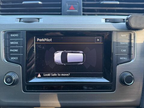 Volkswagen Golf 1.6 TDI BlueMotion Tech SE Euro 5 (s/s) 5dr 24