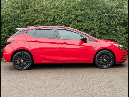 Vauxhall Astra 1.6 CDTi BlueInjection Elite Nav Euro 6 (s/s) 5dr