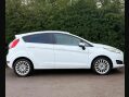 Ford Fiesta 1.0T EcoBoost Titanium Euro 5 (s/s) 5dr 5
