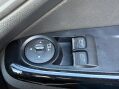 Ford Fiesta 1.0T EcoBoost Titanium Euro 5 (s/s) 5dr 17