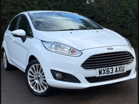 Ford Fiesta 1.0T EcoBoost Titanium Euro 5 (s/s) 5dr 2