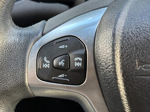 Ford Fiesta 1.0T EcoBoost Titanium Euro 5 (s/s) 5dr 19