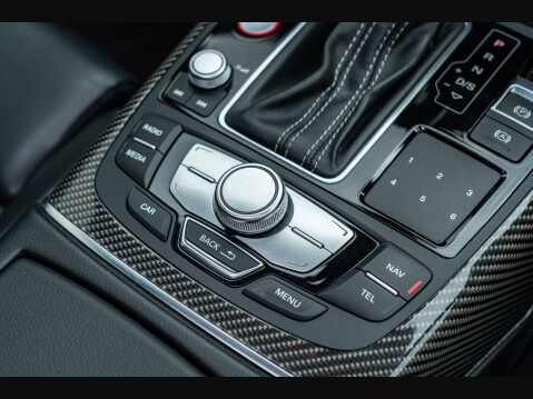 Audi A6 RS6 Performance Avant TFSI Quattro 18