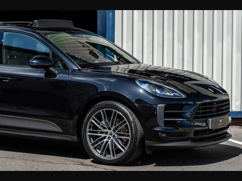 Porsche Macan S PDK 23