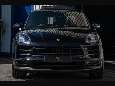 Porsche Macan S PDK 27